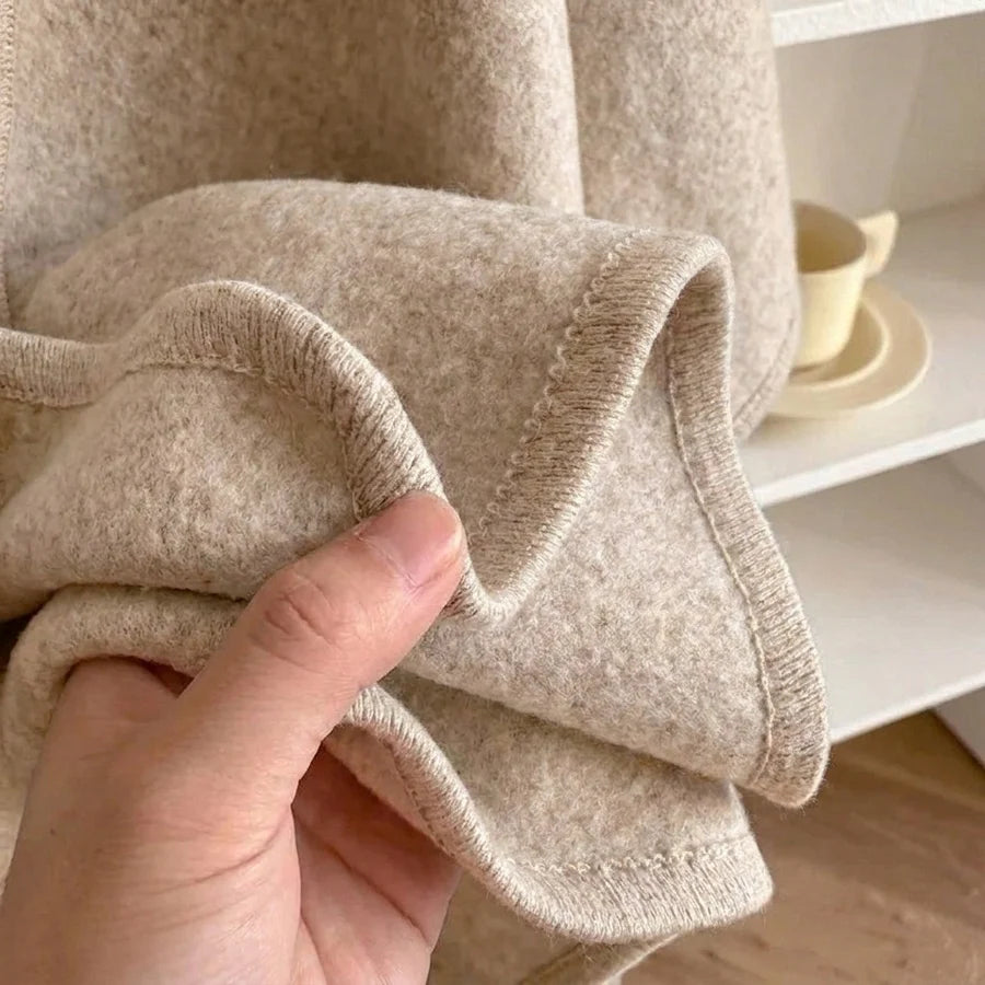 Lovelle Poncho – Höyhenenkevyt poncho puuvillatwilliä